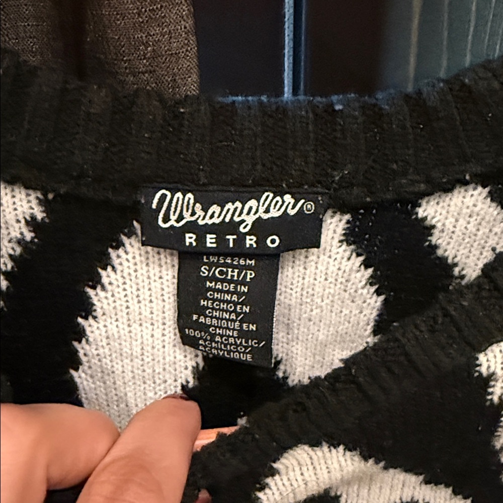 Wrangler Zebra Pattern Knit Sweater - Picture 3 of 3